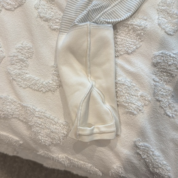 Swiftly Tech Long-Sleeve Shirt 2.0 (Hip Length) - Picture 3 of 6